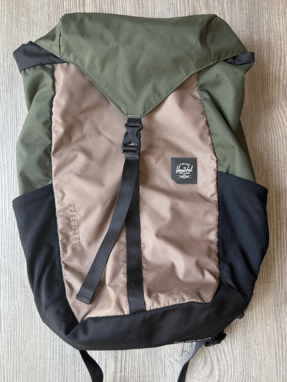 Herschel Barlow Trail Backpack Unisex OS Olive Tan Black Colorblock